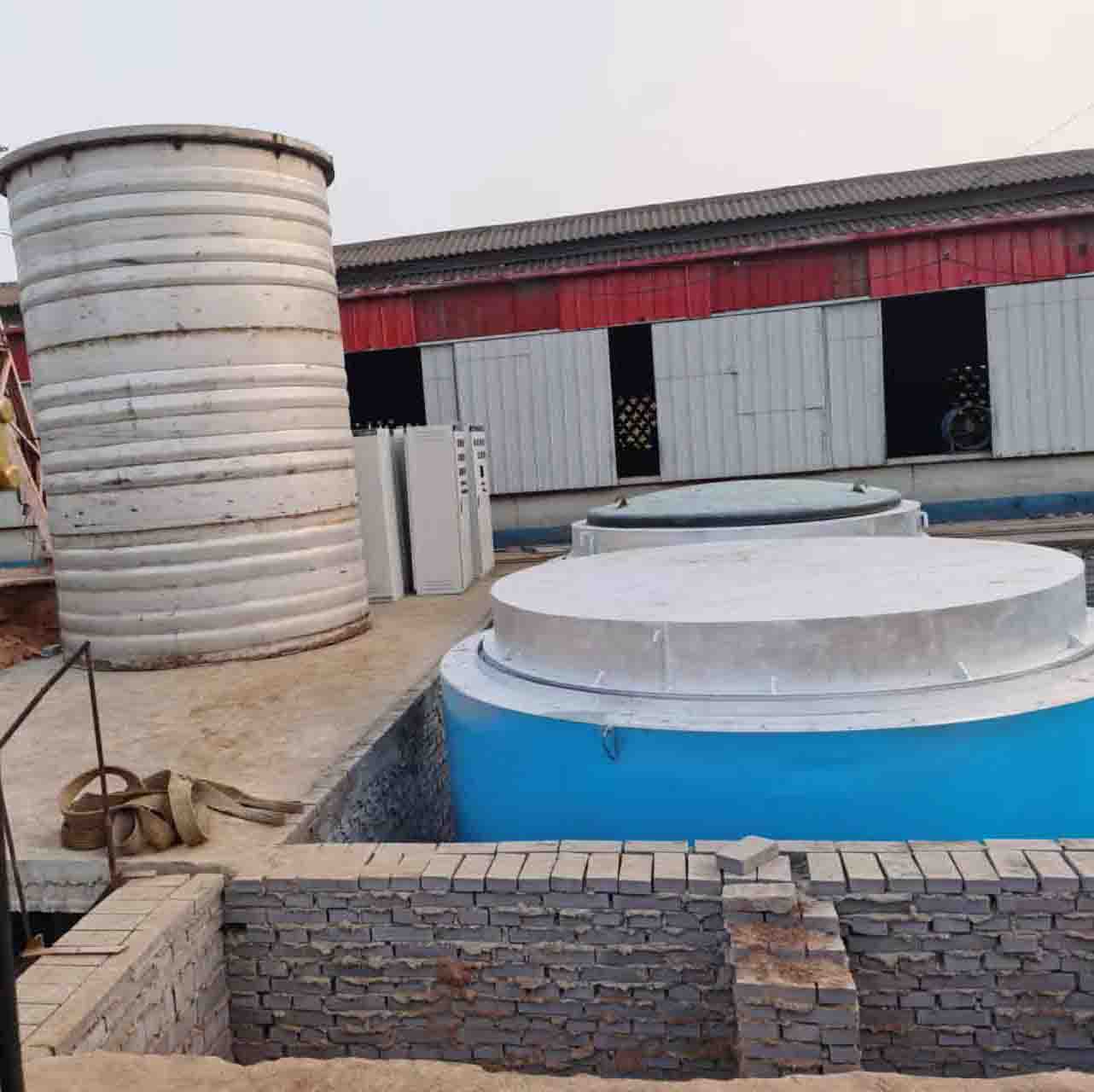 Pit type annealing furnace